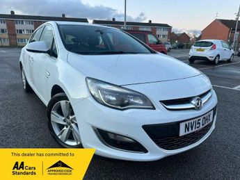 Vauxhall Astra 1.6 16v SRi Hatchback 5dr Petrol Manual Euro 5 (115 ps)