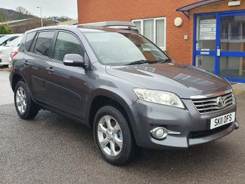 Toyota RAV4 2.2 D-4D XT-R SUV 5dr Diesel Manual 4WD Euro 5 (150 ps) 1 YEAR M