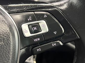 Volkswagen Golf 1.0 TSI Match DSG Euro 6 (s/s) 5dr