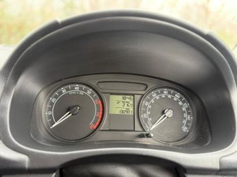 Skoda Fabia 1.2 HTP 6V 1 Hatchback 5dr Petrol Manual (140 g/km, 60 bhp)