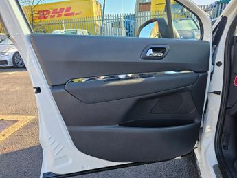 Peugeot 3008 1.6 BlueHDi Active SUV 5dr Diesel EAT Euro 6 (s/s) (120 ps)