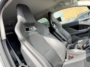 Jaguar I-Pace 400 90kWh SE SUV 5dr Electric Auto 4WD (400 ps)