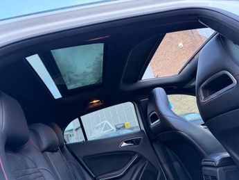 Mercedes-Benz GLA 1.6 GLA200 AMG Line (Premium Plus) SUV 5dr Petrol 7G-DCT Euro 6 