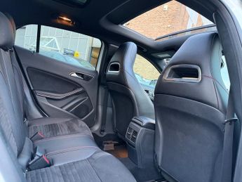 Mercedes-Benz GLA 1.6 GLA200 AMG Line (Premium Plus) SUV 5dr Petrol 7G-DCT Euro 6 