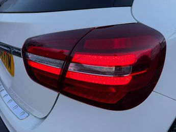 Mercedes-Benz GLA 1.6 GLA200 AMG Line (Premium Plus) SUV 5dr Petrol 7G-DCT Euro 6 