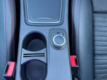 Mercedes-Benz GLA 1.6 GLA200 AMG Line (Premium Plus) SUV 5dr Petrol 7G-DCT Euro 6 