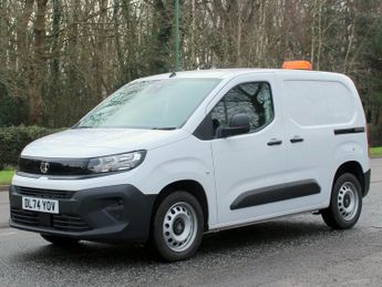 Vauxhall Combo 1.5 Turbo D 2300 Prime Panel Van 5dr Diesel Manual SWB Euro 6 (s