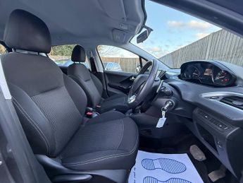 Peugeot 208 1.2 PureTech Active Hatchback 5dr Petrol ETG Euro 6 (s/s) (82 ps