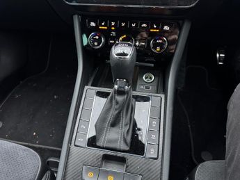 Skoda Superb 2.0 TDI SportLine Plus Estate 5dr Diesel DSG 4WD Euro 6 (s/s) (1