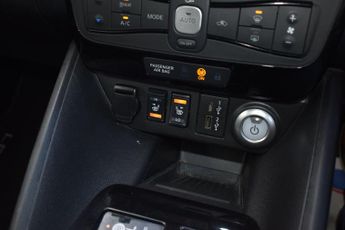 Nissan LEAF 40kWh Tekna Auto 5dr