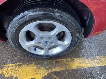 Nissan LEAF 24kWh Hatchback 5dr Electric Auto (107 bhp)