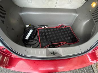 Nissan LEAF 24kWh Hatchback 5dr Electric Auto (107 bhp)