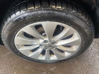 Vauxhall Mokka 1.4i Turbo SE SUV 5dr Petrol Auto 2WD Euro 6 (140 ps)