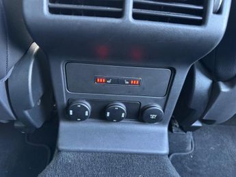 Jaguar F-Pace 2.0 D180 R-Sport SUV 5dr Diesel Auto AWD Euro 6 (s/s) (180 ps)