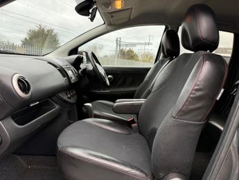 Nissan Note 1.6 16V Tekna Hatchback 5dr Petrol Auto Euro 5 (110 ps)