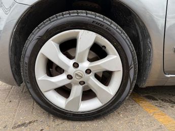 Nissan Note 1.6 16V Tekna Hatchback 5dr Petrol Auto Euro 5 (110 ps)