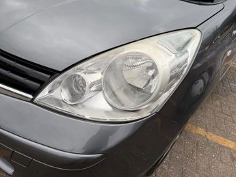 Nissan Note 1.6 16V Tekna Hatchback 5dr Petrol Auto Euro 5 (110 ps)