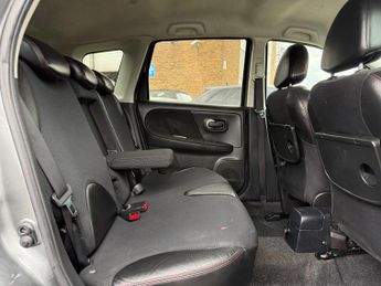 Nissan Note 1.6 16V Tekna Hatchback 5dr Petrol Auto Euro 5 (110 ps)