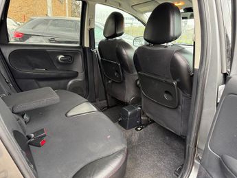 Nissan Note 1.6 16V Tekna Hatchback 5dr Petrol Auto Euro 5 (110 ps)