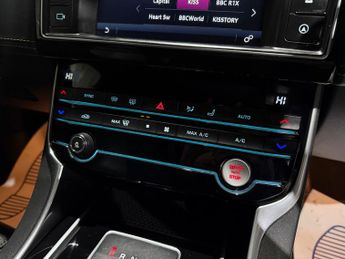 Jaguar XE 2.0d R-Sport Saloon 4dr Diesel Auto Euro 6 (s/s) (180 ps)
