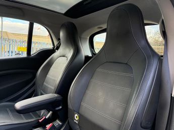 Smart ForTwo 17.6kWh Prime (Premium Plus) Coupe 2dr Electric Auto (22kW Charg