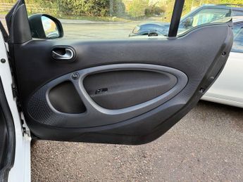 Smart ForTwo 17.6kWh Prime (Premium Plus) Coupe 2dr Electric Auto (22kW Charg