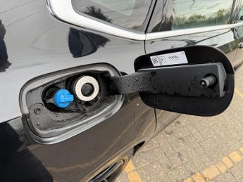 Volvo S90 2.0 D4 R-Design Saloon 4dr Diesel Auto Euro 6 (s/s) (190 ps)