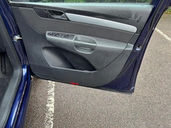 Volkswagen Sharan 1.4 TSI SE DSG Euro 6 (s/s) 5dr