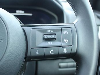 Nissan Qashqai 1.5 h e-POWER N-Connecta SUV 5dr Petrol Hybrid Auto Euro 6 (s/s)