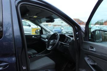 Ford Tourneo Connect 2.0 EcoBlue Titanium MPV 5dr Diesel DCT Euro 6 (s/s) (122 ps)