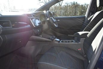 Nissan LEAF 39kWh N-Connecta Auto 5dr