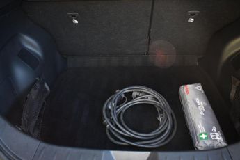 Nissan LEAF 39kWh N-Connecta Auto 5dr