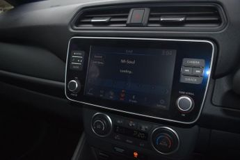 Nissan LEAF 40kWh Acenta Auto 5dr