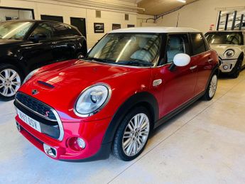 MINI Hatch 2.0 Cooper S Hatchback 5dr Petrol Auto Euro 6 (s/s) (192 ps)