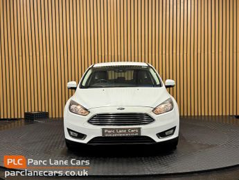 Ford Focus 1.6 Titanium Hatchback 5dr Petrol AUTOMATIC - ONLY 36000 MILES -