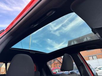 Toyota Yaris 1.5 VVT-h Orange Edition Petrol Hybrid E-CVT Euro 6 5dr 1 Owner 