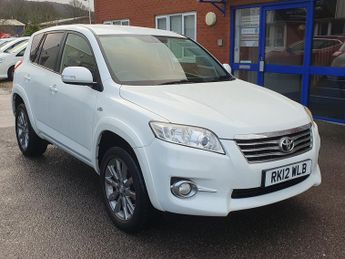 Toyota RAV4 2.2 D-CAT SR SUV 5dr Diesel Auto 4WD Euro 5 (150 ps) 1 YEAR MOT 