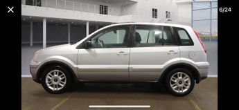 Ford Fusion 1.6 Zetec Climate Hatchback 5dr Petrol Automatic (181 g/km, 99 b