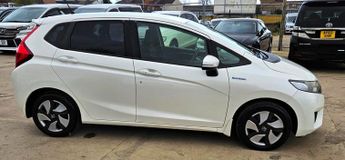 Honda Fit 1.5L HYBRID- ULEZ/CAZ PASS- FREE 18MONTHS GOLD WARRANTY & 12MONT
