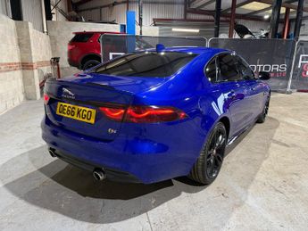 Jaguar XF 3.0d V6 S Saloon 4dr Diesel Auto Euro 6 (s/s) (300 ps)