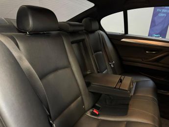 BMW 5 Series 520d M Sport 4dr Step Auto - 10 SERVICES -
