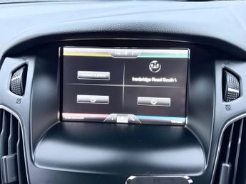 Ford Focus 2.0 TDCi Titanium Hatchback 5dr Diesel Manual Euro 6 (s/s) (150 