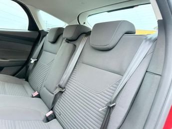 Ford Focus 2.0 TDCi Titanium Hatchback 5dr Diesel Manual Euro 6 (s/s) (150 