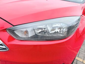 Ford Focus 2.0 TDCi Titanium Hatchback 5dr Diesel Manual Euro 6 (s/s) (150 