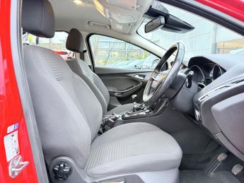 Ford Focus 2.0 TDCi Titanium Hatchback 5dr Diesel Manual Euro 6 (s/s) (150 