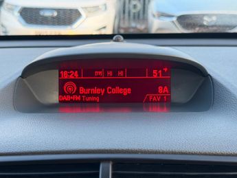 Vauxhall Mokka 1.4i Turbo SE SUV 5dr Petrol Auto 2WD Euro 6 (140 ps)