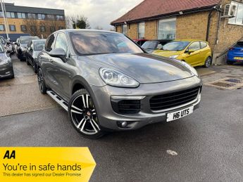 Porsche Cayenne 3.0 TD V6 SUV 5dr Diesel TiptronicS 4WD Euro 6 (s/s) (262 ps)