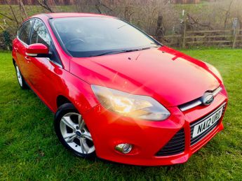 Ford Focus 1.0T EcoBoost Zetec Hatchback 5dr Petrol Manual Euro 5 (s/s) (10