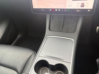 Tesla Model Y (Dual Motor) Performance SUV 5dr Electric Auto 4WDE (426 bhp)