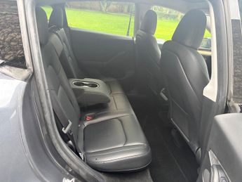 Tesla Model Y (Dual Motor) Performance SUV 5dr Electric Auto 4WDE (426 bhp)